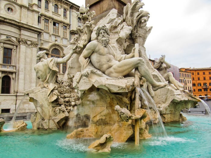 Бесплатный Рим: Фонтан Четырех рек на площади Навона