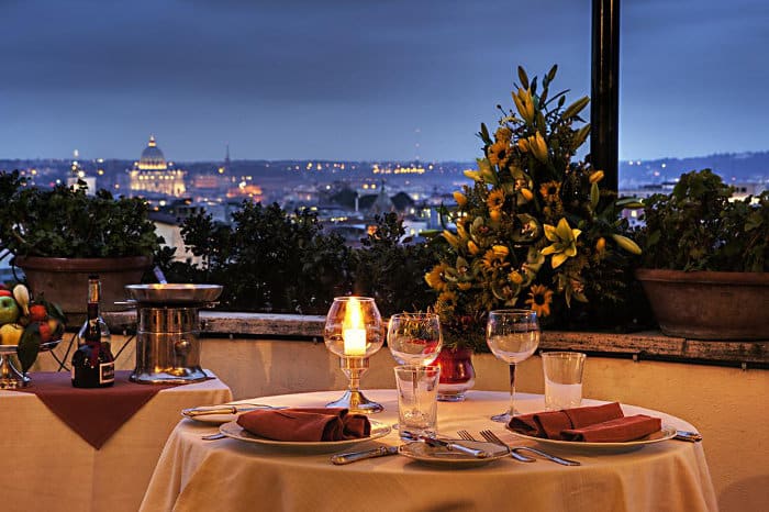 Отели Рима с террасой на крыше: Bettoja Hotel Mediterraneo
