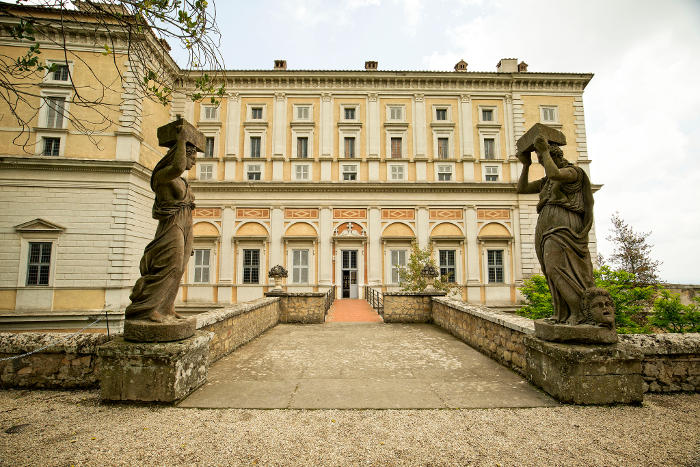 Работы Микеланджело бесплатно в Риме в Палаццо Фарнезе