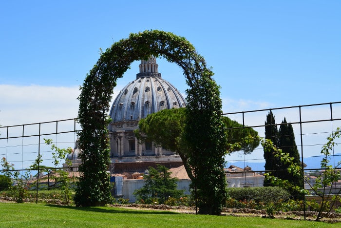 Как добраться самостоятельно в сады в Ватикане