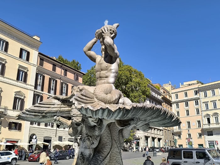 Фонтан Тритона