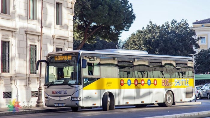 Автобус из аэропорта Фьюмичино в Рим